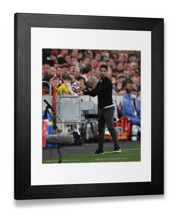 Framed Print : Mikel Arteta Leads Arsenal in Brentford Premier League Clash Framed Print : Mikel Arteta Leads Arsenal in Brentford Premier League Clash