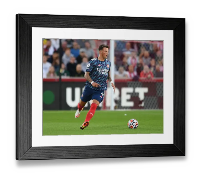 Framed Print : Arsenal's Ben White in Action: Brentford vs Arsenal, 2021-22 Premier League Framed Print : Arsenal's Ben White in Action: Brentford vs Arsenal, 2021-22 Premier League
