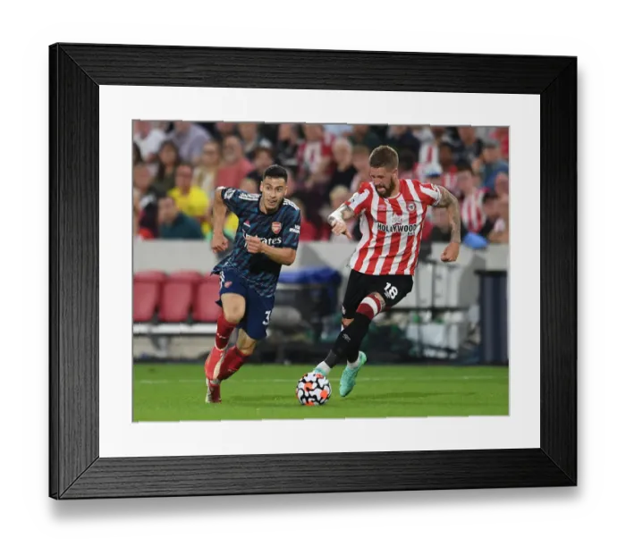 Framed Print : Martinelli vs Jansson: Brentford vs Arsenal, 2021-22 Premier League Clash