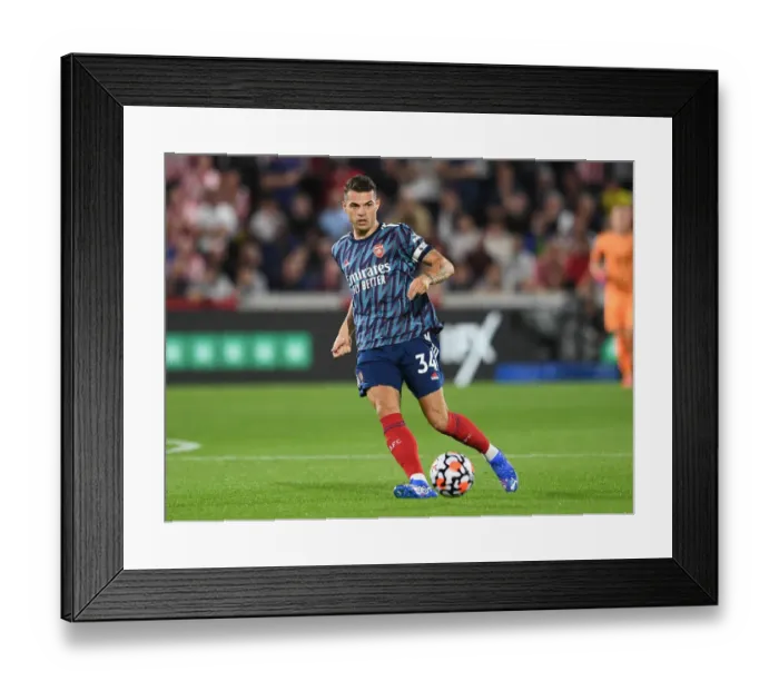 Framed Print : Granit Xhaka: Arsenal's Midfield Masterclass vs Brentford (2021-22)
