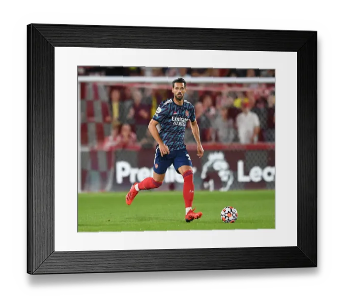 Framed Print : Arsenal's Pablo Mari in Action against Brentford in 2021-22 Premier League Framed Print : Arsenal's Pablo Mari in Action against Brentford in 2021-22 Premier League