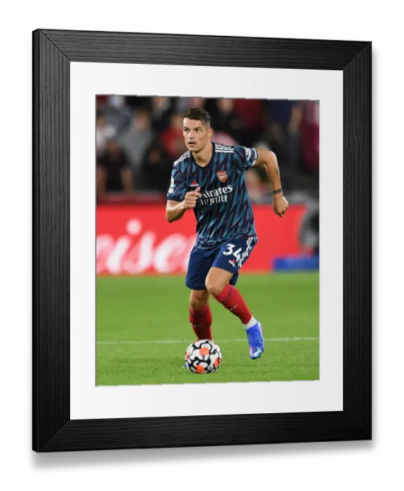 Framed Print : Granit Xhaka: Arsenal's Midfield Masterclass - Shining Against Brentford in the 2021-22 Premier League