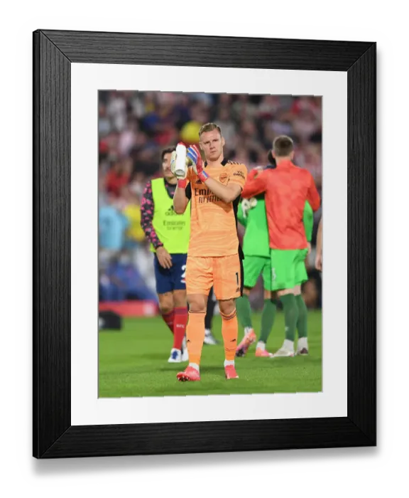 Framed Print : Arsenal's Bernd Leno Applauding Fans after Brentford Victory - 2021-22 Premier League