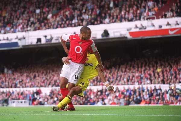 Thierry Henry's Historic First Goal: Arsenal Crushes Charlton Athletic 4-0