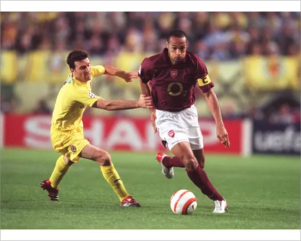 Thierry Henry (Arsenal) Josico (Villarreal). Villarreal 0: 0 Arsenal