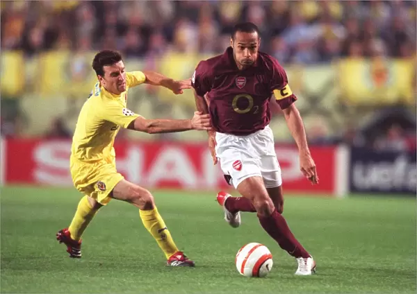 Thierry Henry (Arsenal) Josico (Villarreal). Villarreal 0: 0 Arsenal