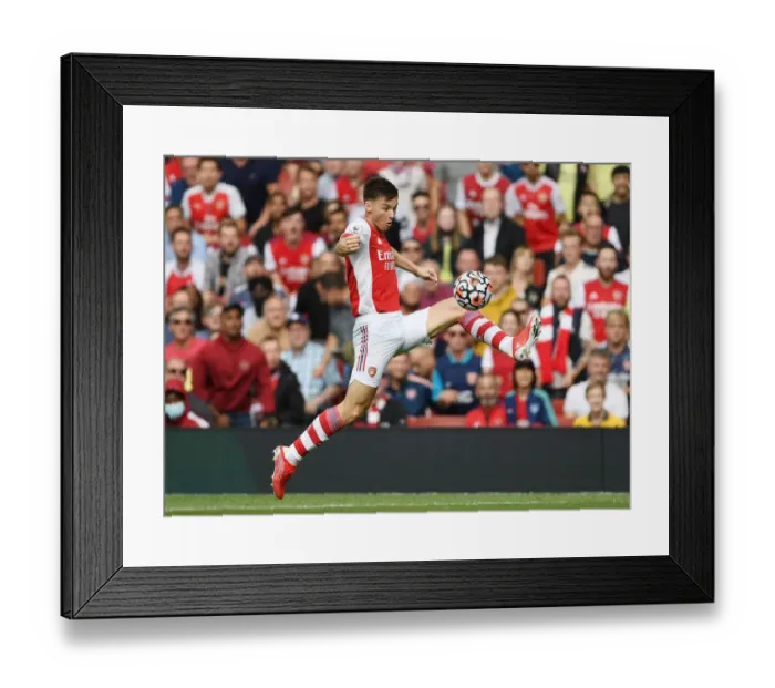 Framed Print : Arsenal's Kieran Tierney in Action Against Chelsea at Emirates Stadium - 2021-22 Premier League Framed Print : Arsenal's Kieran Tierney in Action Against Chelsea at Emirates Stadium - 2021-22 Premier League