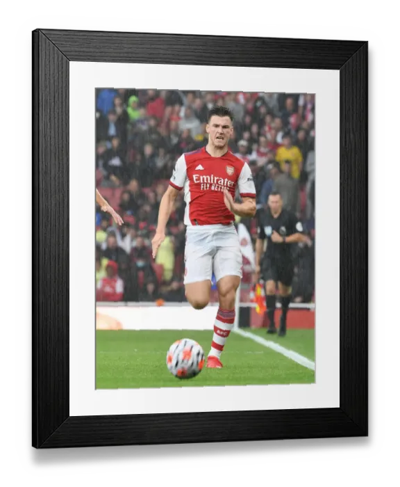Framed Print : Arsenal vs. Chelsea: Tierney in Action at the Emirates, 2021-22 Premier League