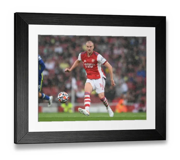 Framed Print : Rob Holding in Action: Arsenal vs Chelsea, Premier League 2021-22