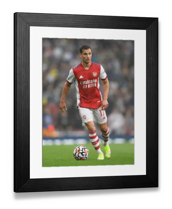 Framed Print : Arsenal vs Chelsea Clash: Battle at the Emirates - Premier League 2021-22