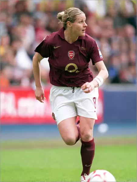 Arsenal's Kelly Smith Scores in FA Cup Final Victory over Leeds United (5-0)
