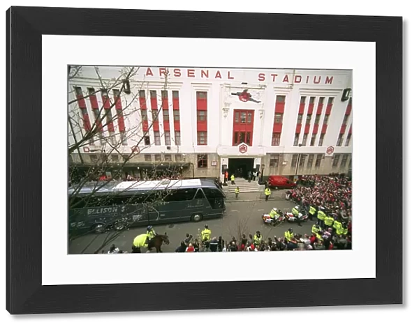 The Arsenal coach arrive outside the East Stand. Arsenal v West Bromwich Albion