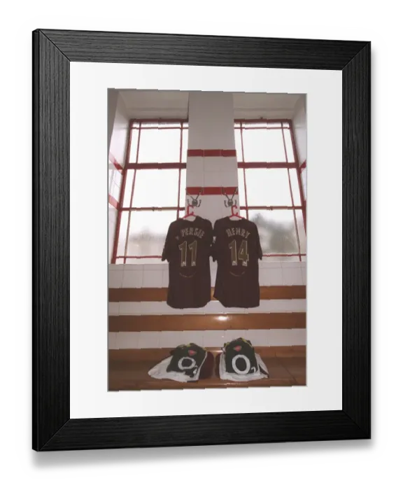 Framed Print : Arsenal's Triumph: 2-0 Victory over Newcastle United at Highbury, August 14, 2005