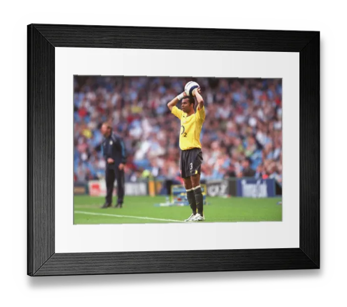 Framed Print : Ashley Cole (Arsenal). Manchester City 1: 3 Arsenal