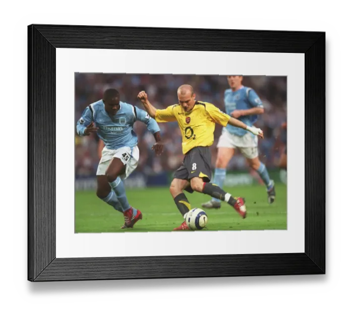 Framed Print : Arsenal's Triumph: Manchester City 3-1 Arsenal FA Premiership (2006) Framed Print : Arsenal's Triumph: Manchester City 3-1 Arsenal FA Premiership (2006)
