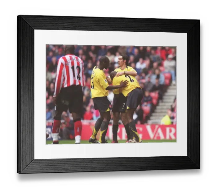 Framed Print : Sol Campbell, Robert Pires and Abu Diaby celebrate the 1st goal