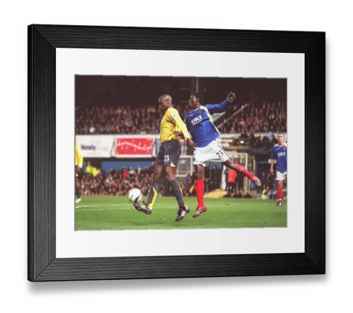 Framed Print : Arsenal vs. Portsmouth: A 1-1 Draw at Fratton Park, FA Premiership 2006