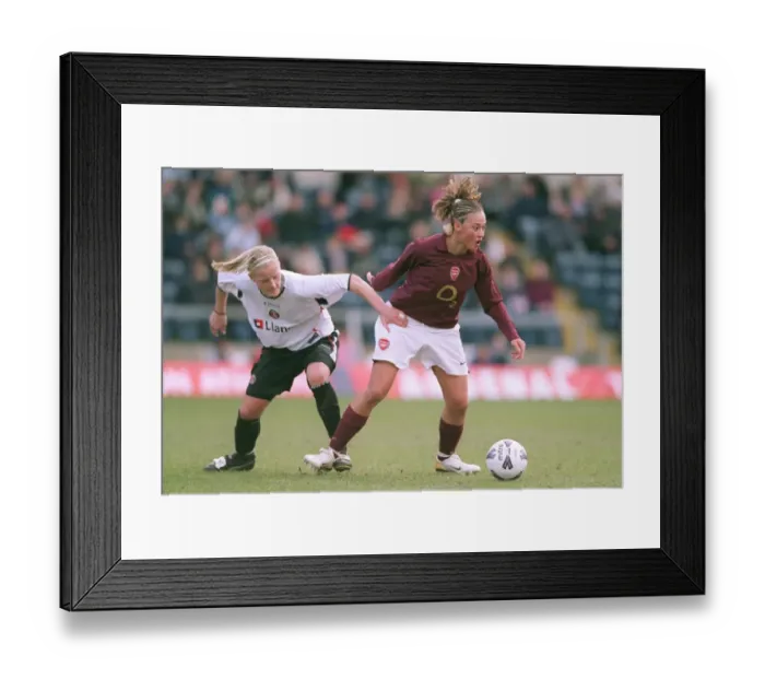 Framed Print : Lianne Sanderson (Arsenal) Katie Chapman (Charlton)