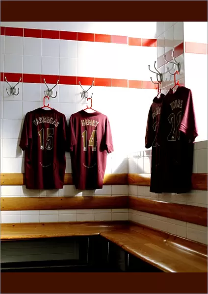 Arsenal home team changinroom. Arsenal Stadium, Highury, London, 3  /  5  /  06
