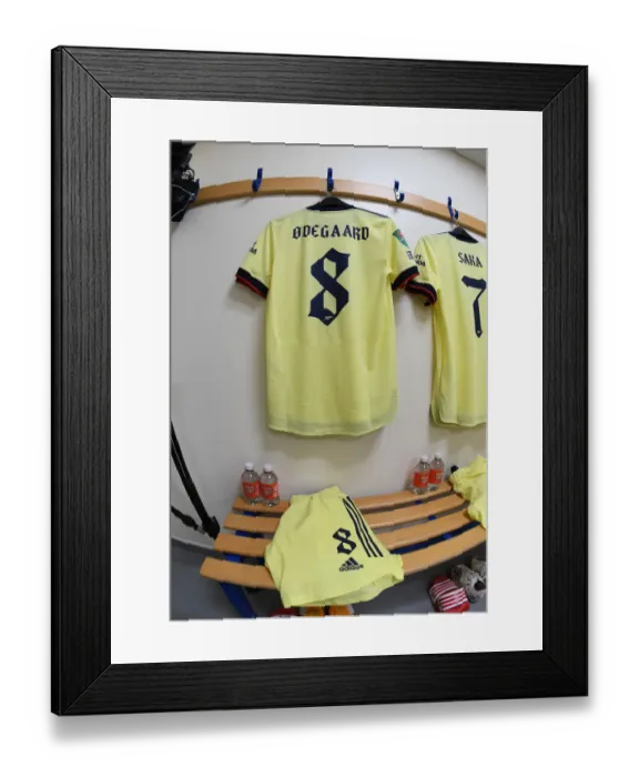 Framed Print : Martin Odegaard Readies for Carabao Cup Battle: Arsenal Star Gears Up vs West Bromwich Albion