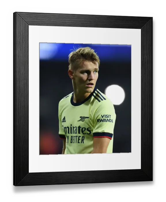 Framed Print : Martin Odegaard Shines: Arsenal Advances in Carabao Cup with Win Over West Bromwich Albion Framed Print : Martin Odegaard Shines: Arsenal Advances in Carabao Cup with Win Over West Bromwich Albion