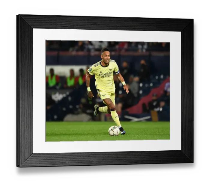 Framed Print : Aubameyang's Stunner: Arsenal Reach Carabao Cup Round 3 with Win over West Brom