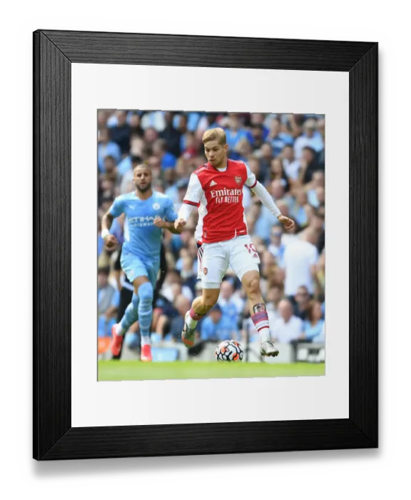 Framed Print : Arsenal's Emile Smith Rowe Faces Manchester City in Premier League Showdown (2021-22) Framed Print : Arsenal's Emile Smith Rowe Faces Manchester City in Premier League Showdown (2021-22)