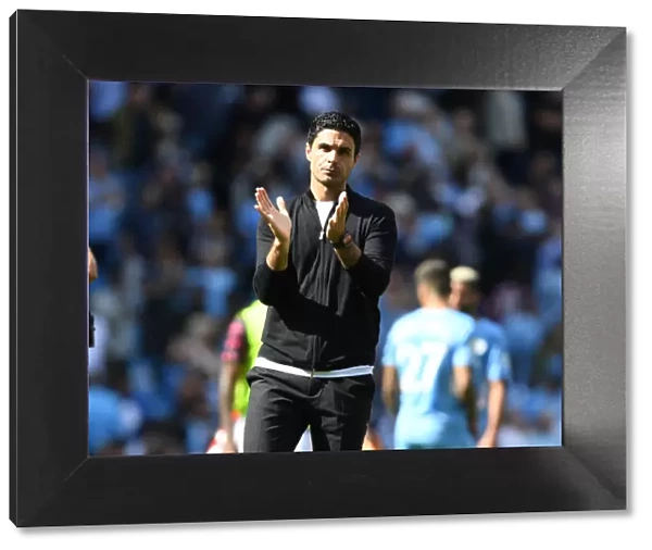 Mikel Arteta Salutes Arsenal Fans after Manchester City Rivalry