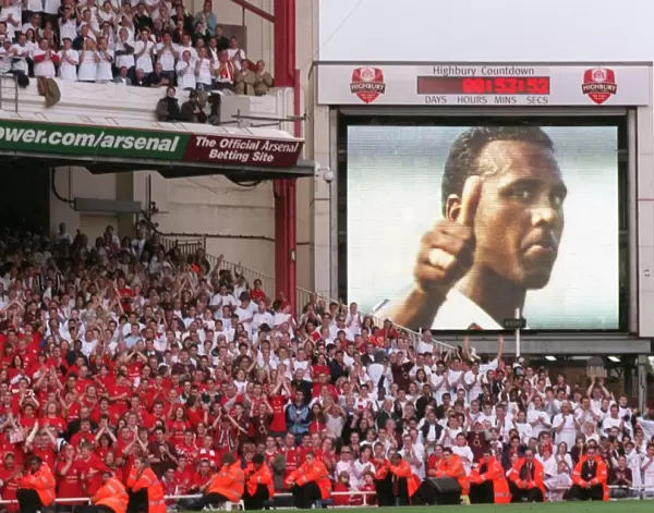 David Rocastle (Ex Arsenal Player) is remembered by the fans