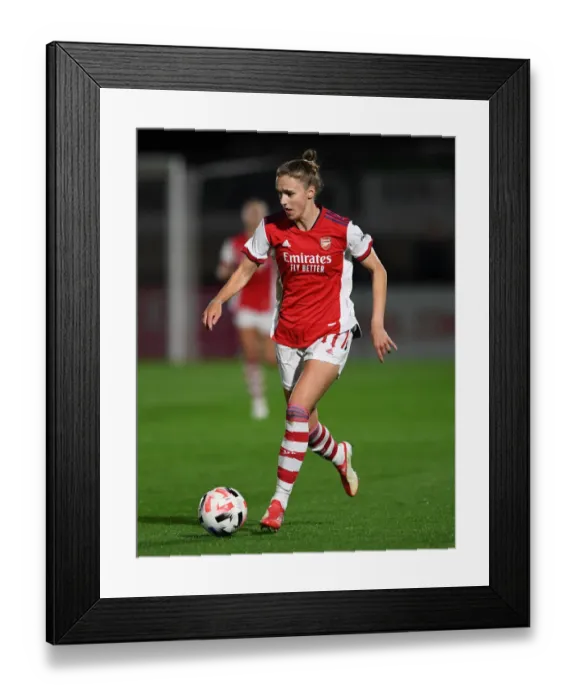 Framed Print : Vivianne Miedema in Action: Arsenal Women Dominate Slavia Prague in UEFA Champions League