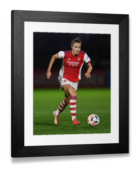 Framed Print : Arsenal's Vivianne Miedema in Action: Arsenal Women vs Slavia Prague - UEFA Women's Champions League 2021-22