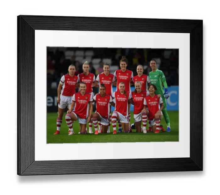 Framed Print : Arsenal Women's Team Huddle: Pre-Match Focus against Slavia Prague - UEFA Women's Champions League 2021-22 Framed Print : Arsenal Women's Team Huddle: Pre-Match Focus against Slavia Prague - UEFA Women's Champions League 2021-22