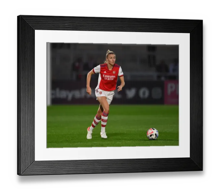 Framed Print : Arsenal Women vs Slavia Prague: UEFA Women's Champions League Showdown at Meadow Park