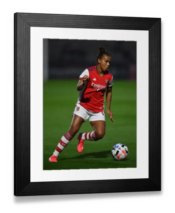Framed Print : Arsenal Women vs Slavia Prague: UEFA Women's Champions League Showdown at Meadow Park