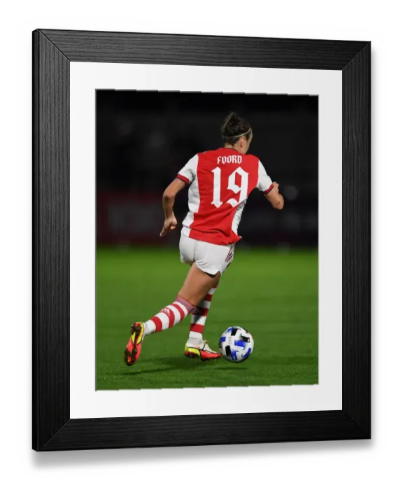 Framed Print : Arsenal Women vs Slavia Prague: Battle in the UEFA Women's Champions League at Meadow Park