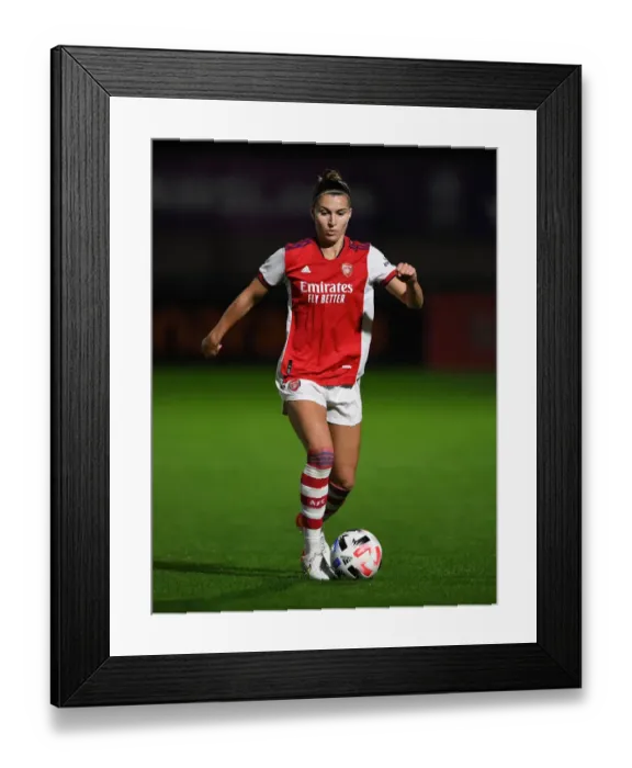 Framed Print : Arsenal Women vs Slavia Prague: UEFA Women's Champions League Showdown at Meadow Park