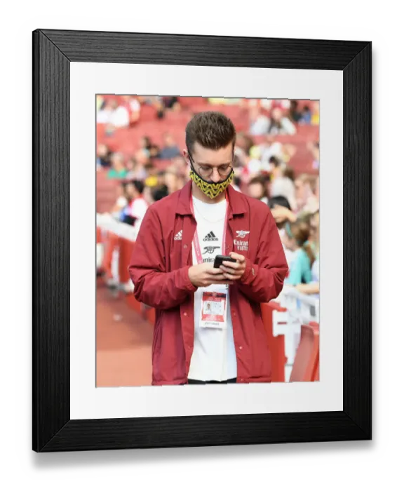 Framed Print : Arsenal Women vs. Chelsea Women: 2021-22 Barclays FA WSL Clash at Emirates Stadium