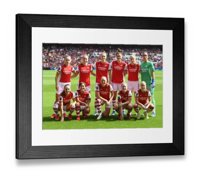 Framed Print : Arsenal Women vs. Chelsea Women Showdown: 2021-22 FA WSL Clash at Emirates Stadium