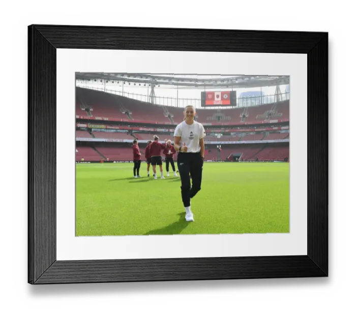 Framed Print : Arsenal Women vs Chelsea Women: Katie McCabe Ready for FA WSL Clash at Emirates Stadium