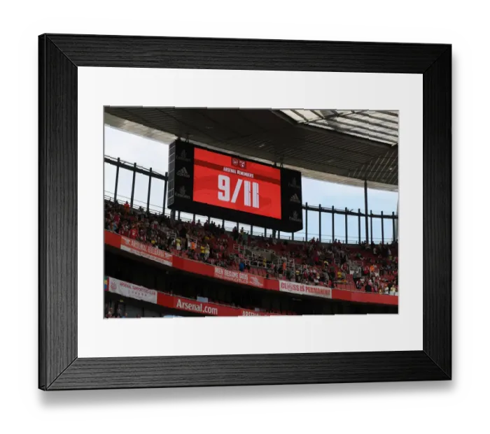 Framed Print : Arsenal Honors 9 / 11 Victims Before Arsenal v Norwich City Match, 2021-22 Premier League Framed Print : Arsenal Honors 9 / 11 Victims Before Arsenal v Norwich City Match, 2021-22 Premier League