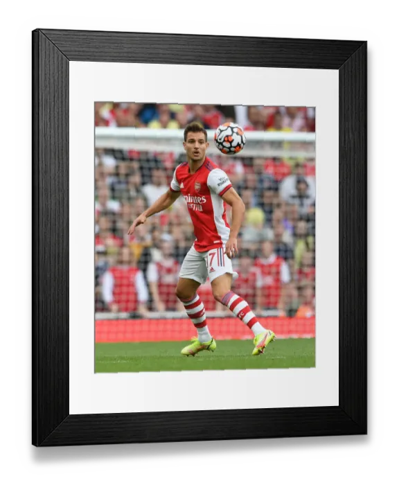 Framed Print : Arsenal vs Norwich City: Cedric Soares in Action at the Emirates Stadium (Premier League 2021-22) Framed Print : Arsenal vs Norwich City: Cedric Soares in Action at the Emirates Stadium (Premier League 2021-22)