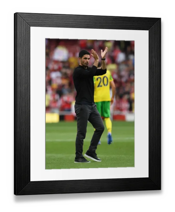 Framed Print : Arsenal's Mikel Arteta Celebrates Victory with Fans: Arsenal 1-0 Norwich City (2021-22)