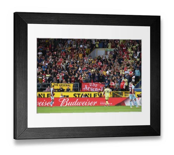 Framed Print : Premier League Showdown: Burnley vs Arsenal at Turf Moor (September 2021) Framed Print : Premier League Showdown: Burnley vs Arsenal at Turf Moor (September 2021)