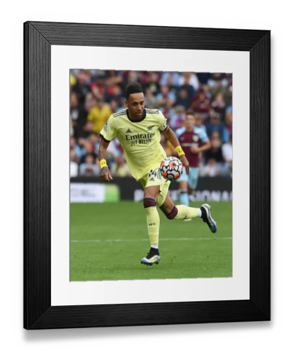 Framed Print : Premier League Showdown: Arsenal at Burnley (September 2021)