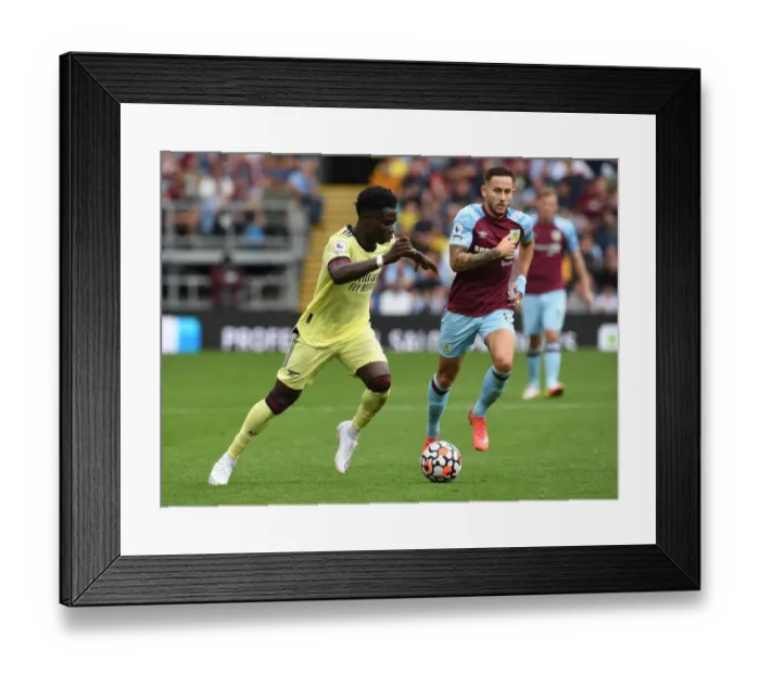 Framed Print : Arsenal vs Burnley: Premier League Battle at Turf Moor (2021-22) Framed Print : Arsenal vs Burnley: Premier League Battle at Turf Moor (2021-22)
