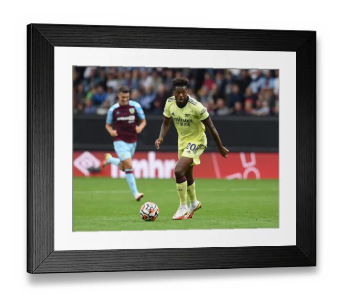 Framed Print : Arsenal vs Burnley: Premier League Showdown at Turf Moor (2021-22) Framed Print : Arsenal vs Burnley: Premier League Showdown at Turf Moor (2021-22)