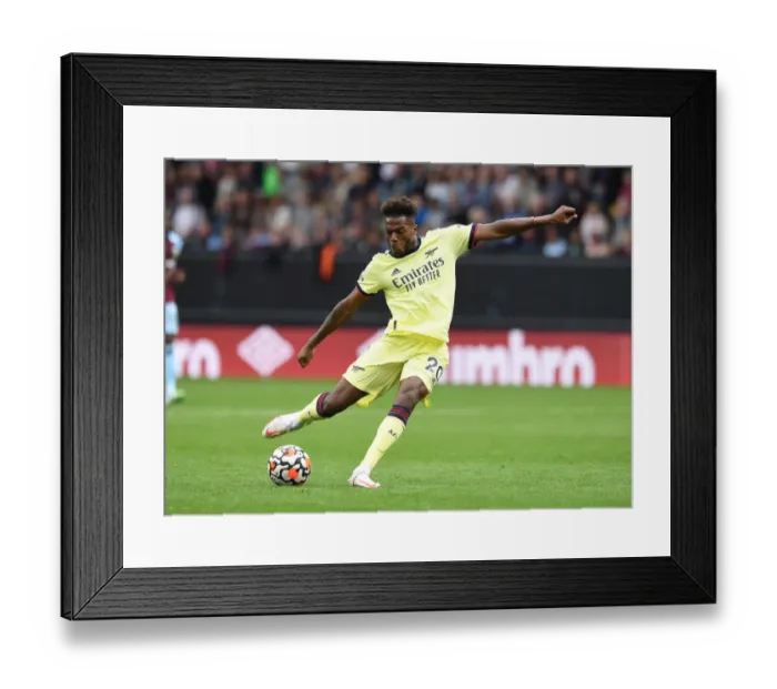 Framed Print : Premier League Showdown: Arsenal vs Burnley at Turf Moor (September 2021)