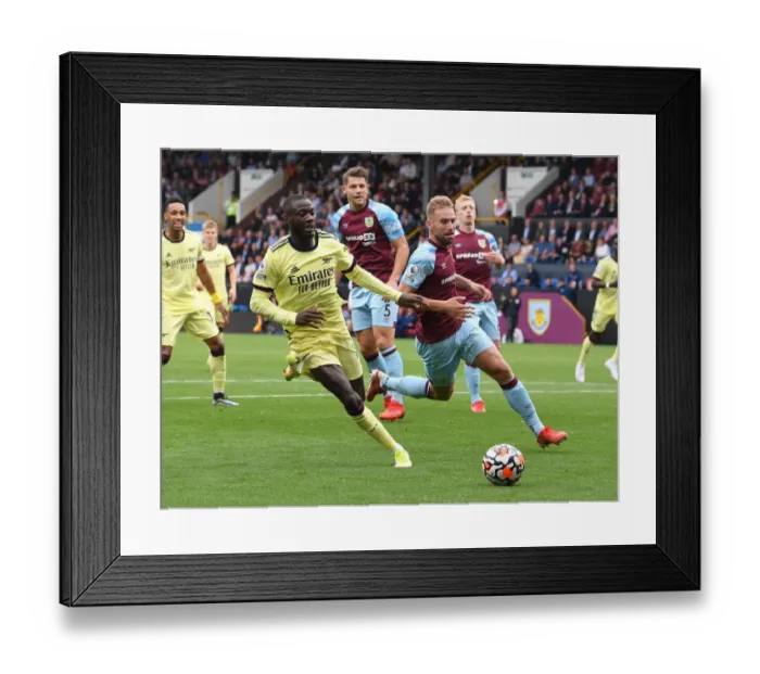 Framed Print : Arsenal vs Burnley: Premier League Showdown at Turf Moor (2021-22) Framed Print : Arsenal vs Burnley: Premier League Showdown at Turf Moor (2021-22)