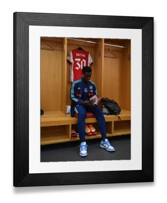 Framed Print : Arsenal's Eddie Nketiah Readies for Carabao Cup Battle Against AFC Wimbledon