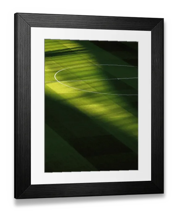 Framed Print : Arsenal at Emirates: Carabao Cup Third Round vs AFC Wimbledon (2021-22)